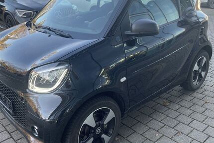 Smart ForTwo 21.800 km 14.499 € Mosbach-Neckarelz 74821