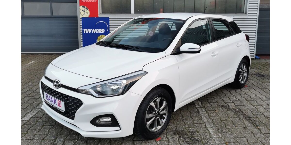 Hyundai i20 33.776 km 10.889 &euro; Rhede/Ems 26899