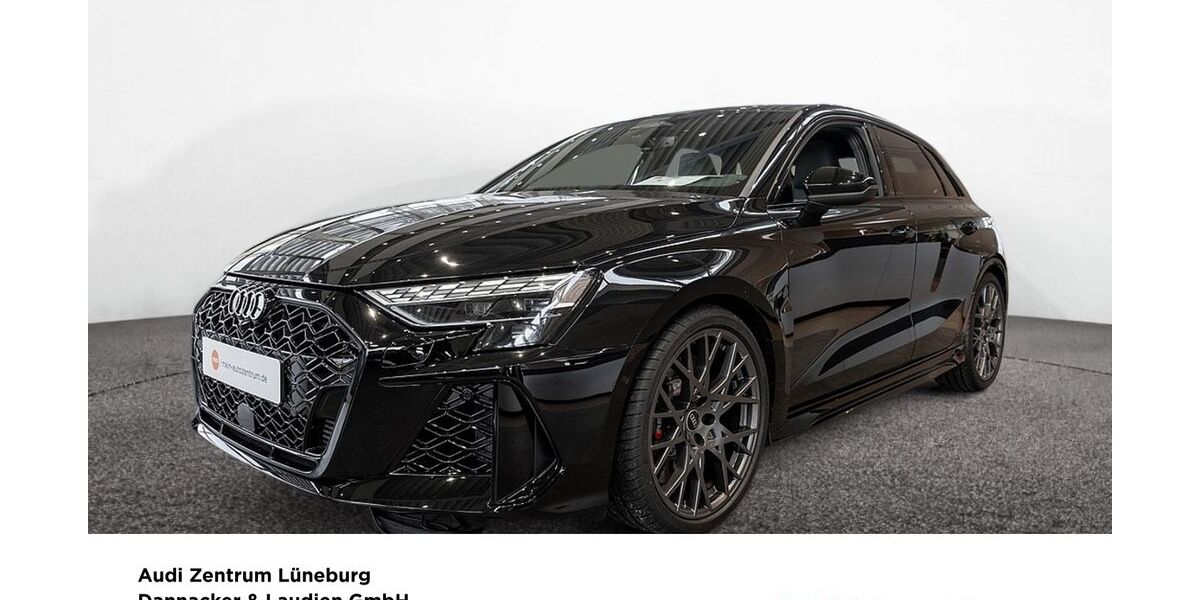 Audi RS3 4.990 km 71.990 &euro; Lüneburg 21337
