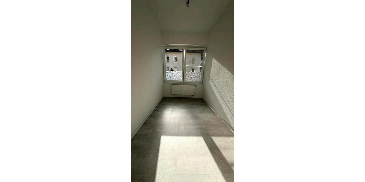 Erdgeschoßwohnung Coburg - 4.5 Zimmer, 120 m&sup2;, 230.000&euro; | Angebot:27107810