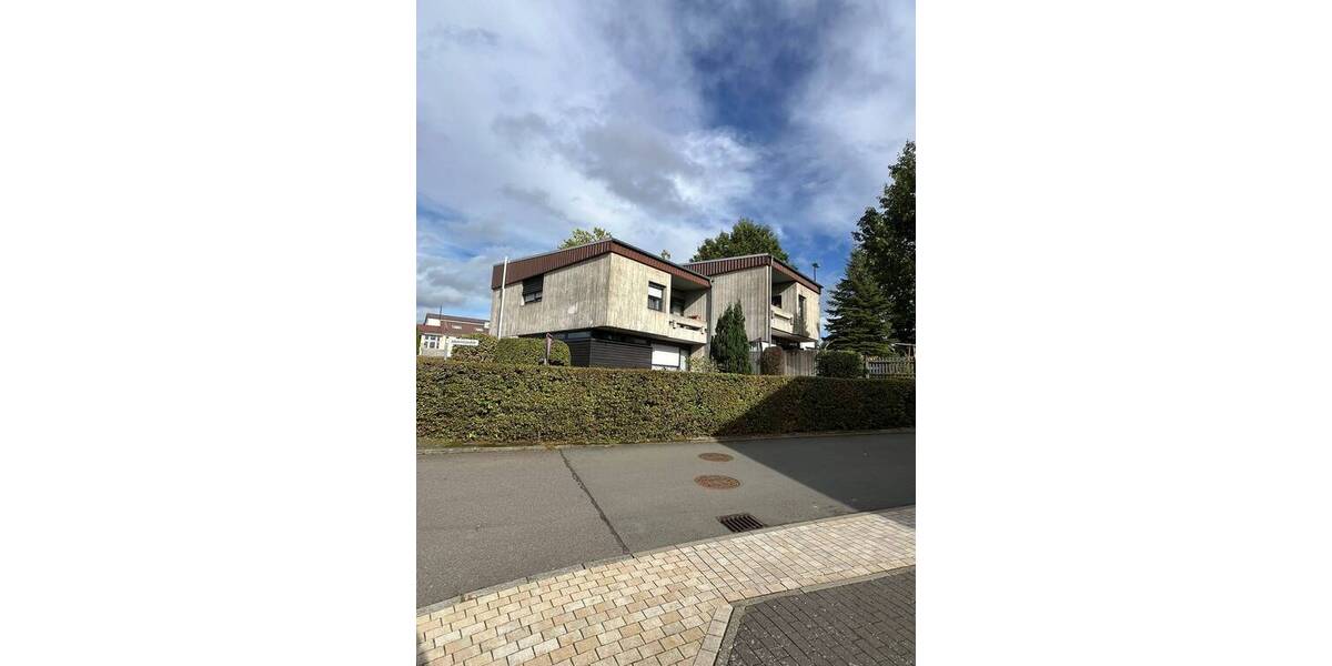 Doppelhaushälfte Frankenberg - 4 Zimmer, 135 m&sup2;, 215.000&euro; | Angebot:25742979