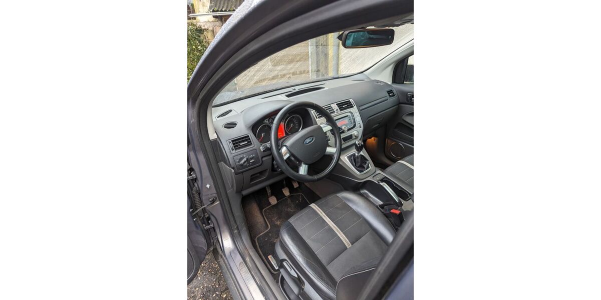 Ford Kuga 179.000 km 5.499 &euro; Neunkirchen 66540