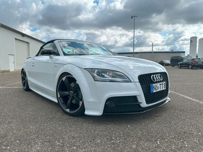 TT