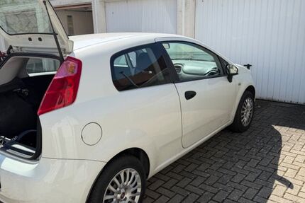 Fiat Punto 145.000 km 3.500 &euro; Offenburg 77656