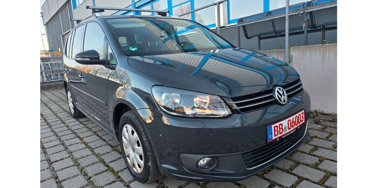 VW Touran 133.000 km 7.700 &euro; Holzgerlingen 71088