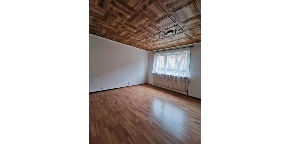 Etagenwohnung Albstadt - 3 Zimmer, 70 m&sup2;, 650&euro; | Angebot:26366220