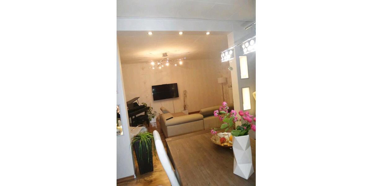 Doppelhaushälfte Uelzen - 10 Zimmer, 225 m&sup2;, 329.900&euro; | Angebot:25840954