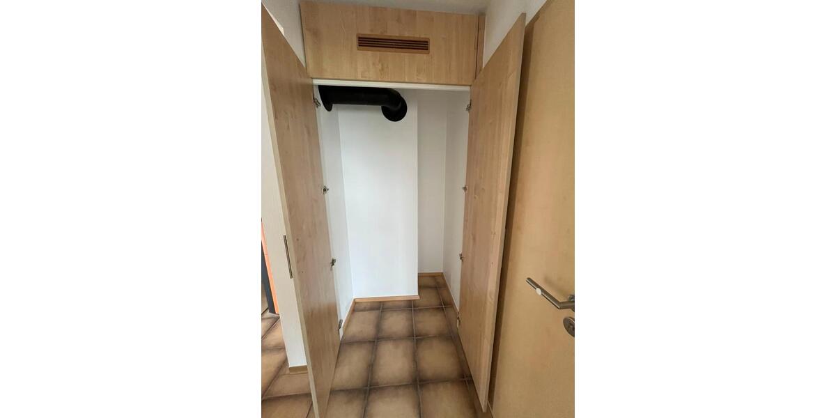 Hochparterre Mötzingen - 6 Zimmer, 146 m&sup2;, 1.790&euro; | Angebot:26431925