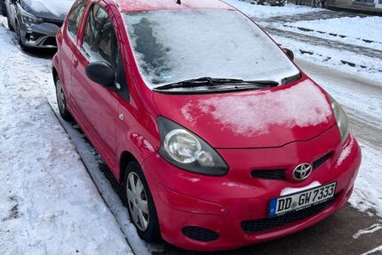 Toyota Aygo (X) 74.000 km 1.800 &euro; Berlin 12307