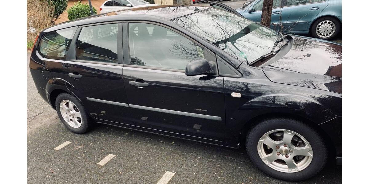 Ford Focus 158.000 km 2.850 &euro; Bonn 53119