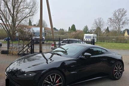 Aston Martin V8 Vantage 29.000 km 117.590 &euro; Berlin 12047