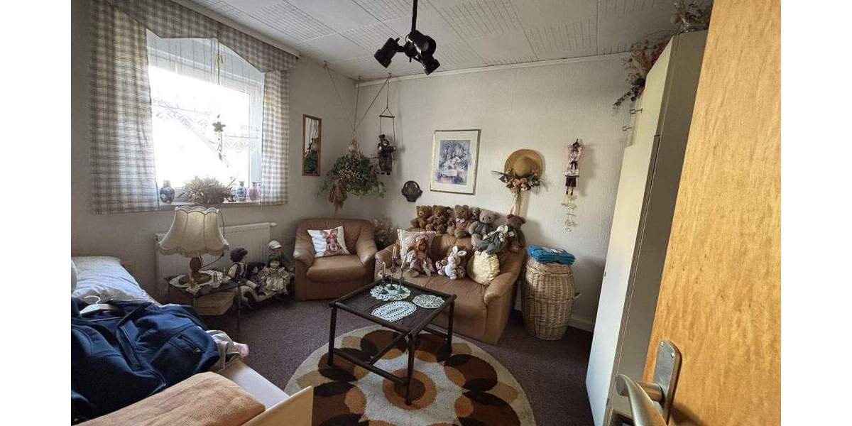 Doppelhaushälfte Schwandorf - 4 Zimmer, 100 m&sup2;, 215.000&euro; | Angebot:25770911