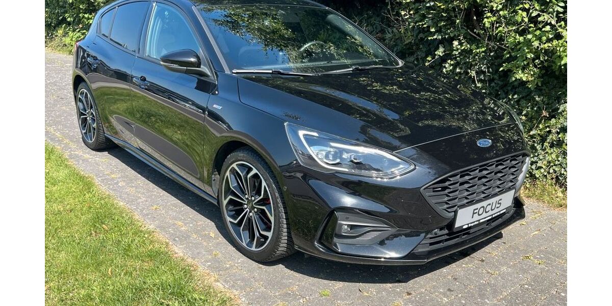 Ford Focus 71.500 km 18.950 &euro; Hemmoor 21745