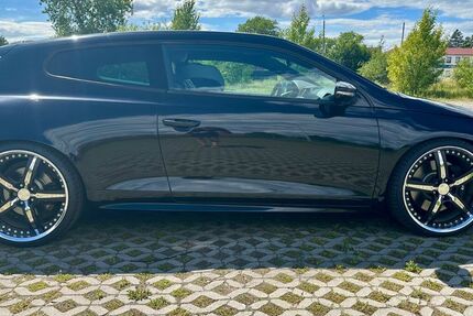 VW Scirocco 86.000 km 14.400 &euro; Leipzig 04249