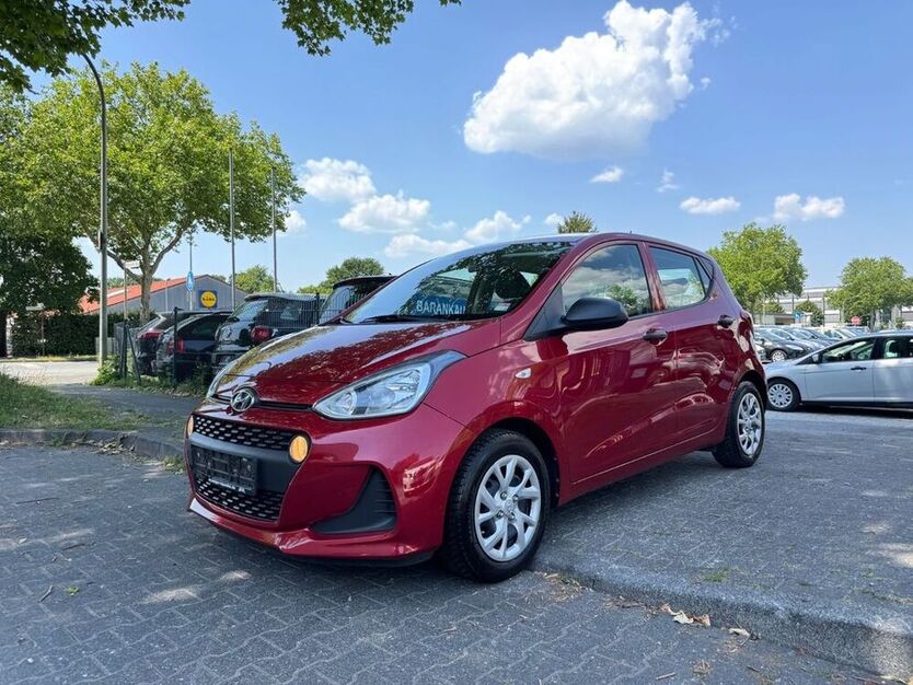 i10