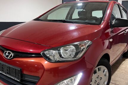Hyundai i20 114.000 km 7.490 € Schwalbach 66773