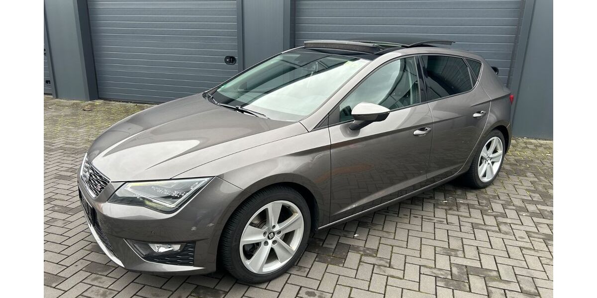 Seat Leon 68.540 km 12.990 &euro; Dinslaken 46537