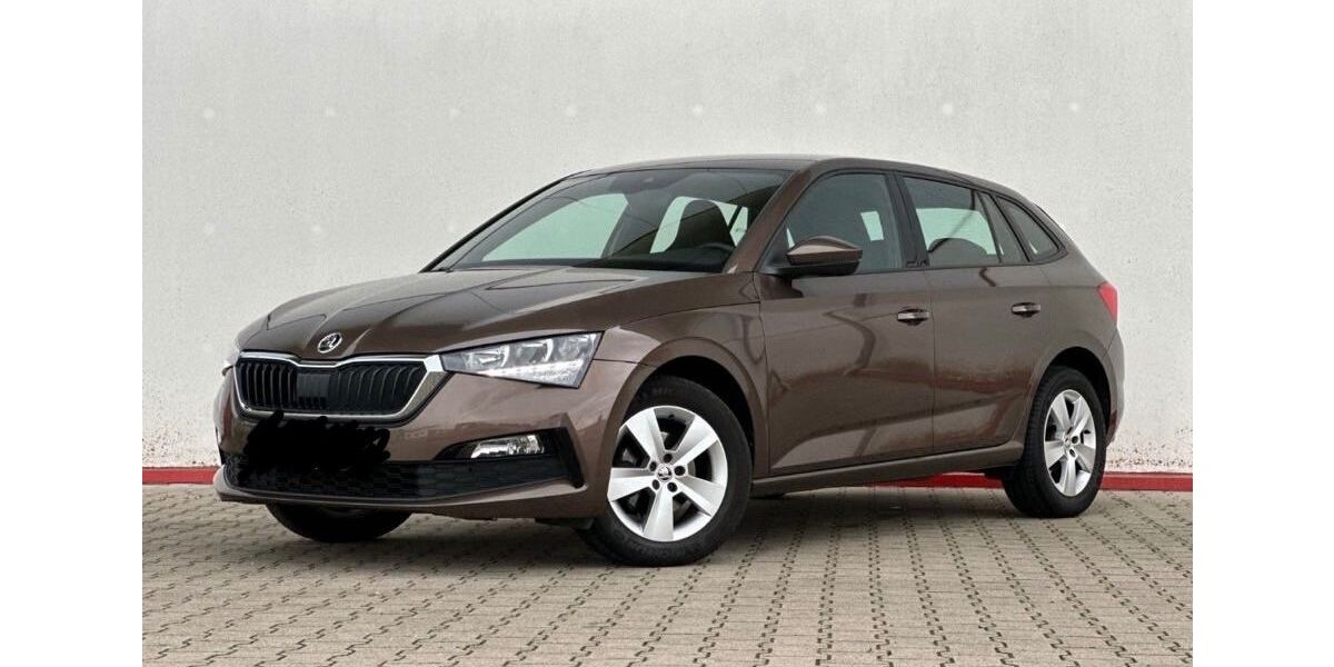 Skoda Scala 99.000 km 14.900 &euro; Höchberg 97204