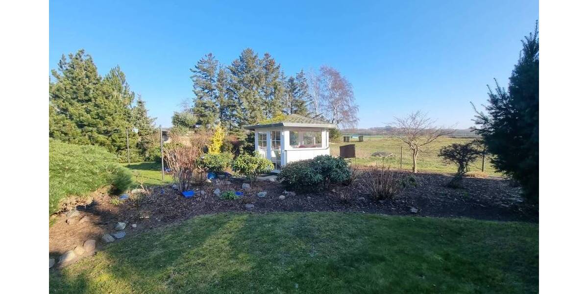 Mehrfamilienhaus, Wohnhaus Sagard Neddesitz - 9 Zimmer, 260 m&sup2;, 495.000&euro; | Angebot:25705304