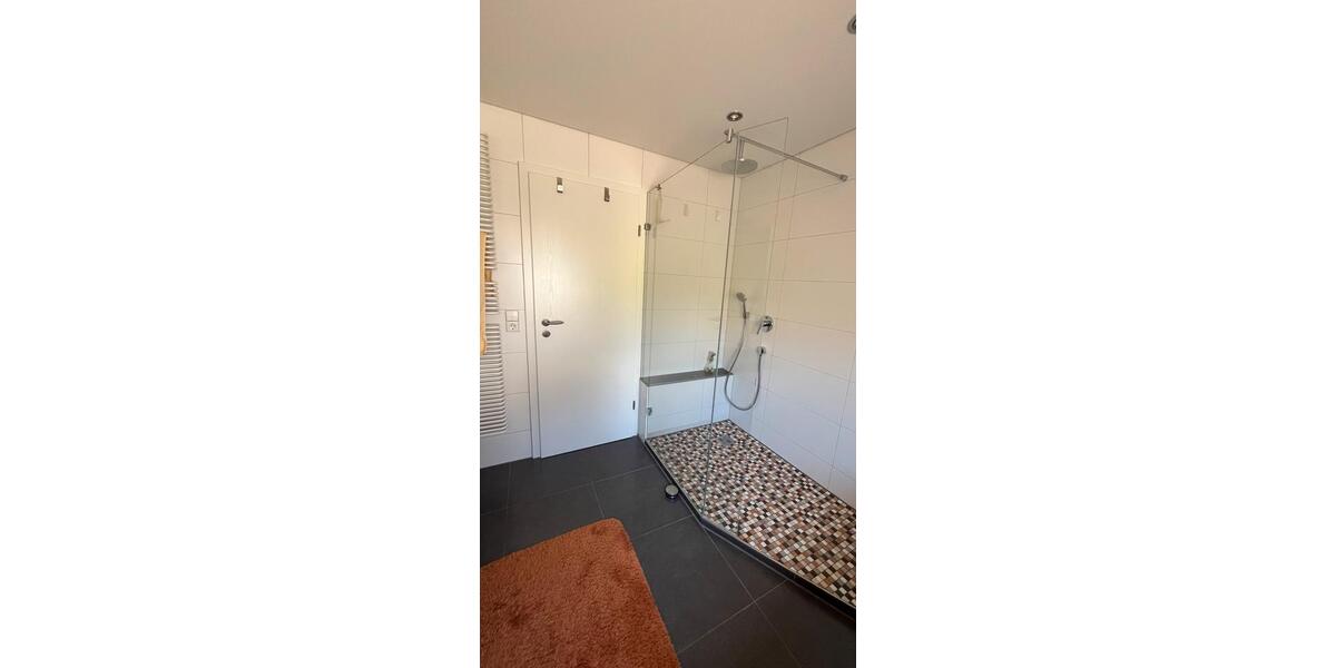 Einfamilienhaus Oberndorf am Neckar - 9 Zimmer, 235 m&sup2;, 585.000&euro; | Angebot:26578938