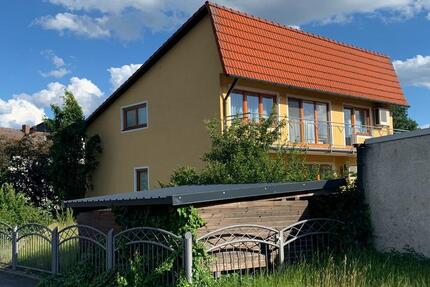 Haus Altenstadt an der Waldnaab - 7.5 Zimmer, 220 m&sup2;, 1.980&euro; | Angebot:25536122