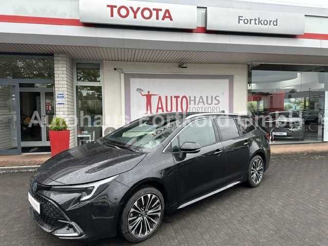 Toyota Corolla 7.900 km 32.980 &euro; Bielefeld 33689