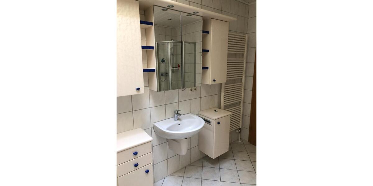 Etagenwohnung Pressath - 3 Zimmer, 105 m&sup2;, 850&euro; | Angebot:24294733