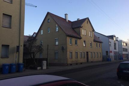 B015 1-L Zentrumsnahe 3-Zimmerwohnung mit Terrasse