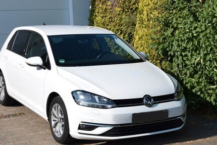 VW Golf 150.000 km 9.300 &euro; Abtsgmünd 73453