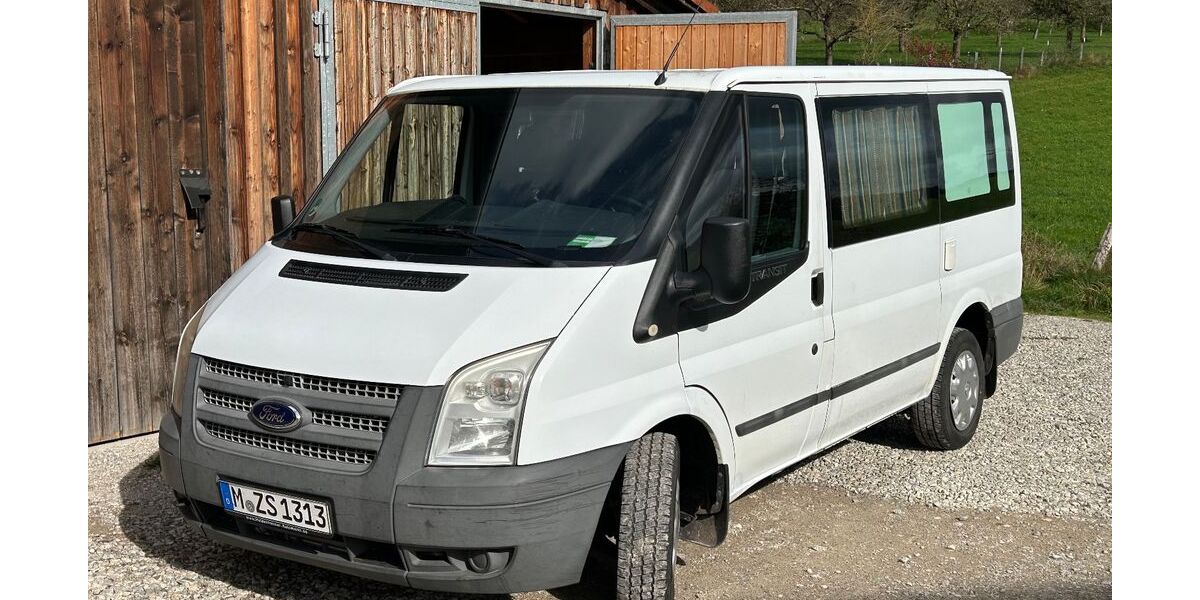 Ford Transit 141.000 km 10.800 &euro; München 81543