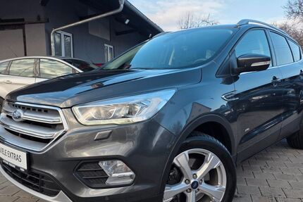 Ford Kuga 49.000 km 14.990 &euro; Freiburg 79111