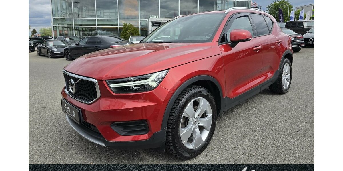 Volvo XC40 T4 MOMENTUM AWD/KLIMA/LEDER/ PRO-PAKET/LED 52.808 km 23.900 &euro; Villingen-Schwenningen 78054