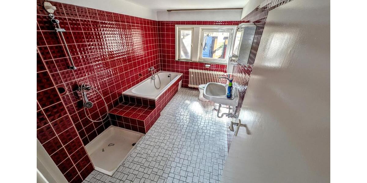 Bauernhaus, Landhaus Ortenberg - 6 Zimmer, 100 m&sup2;, 160.000&euro; | Angebot:26954707