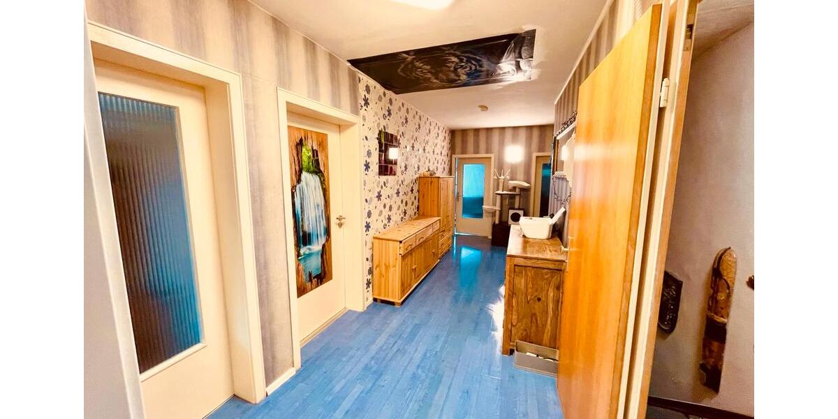 Einfamilienhaus Rinteln - 12 Zimmer, 300 m&sup2;, 275.000&euro; | Angebot:26875548