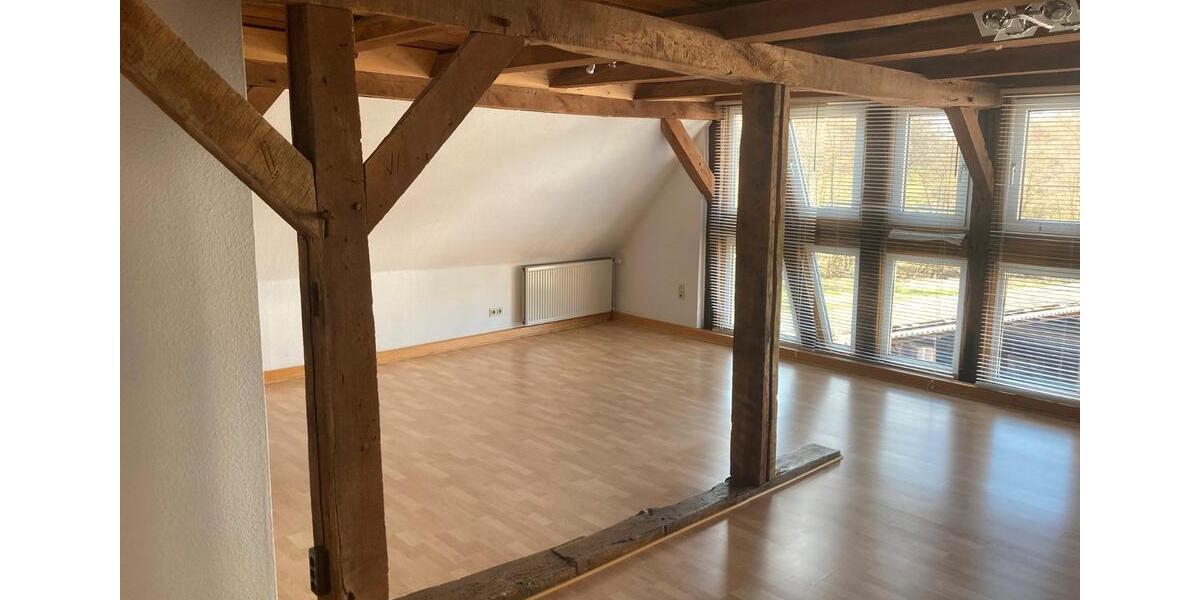 Etagenwohnung Bad Hersfeld - 2 Zimmer, 80 m&sup2;, 477&euro; | Angebot:26698352