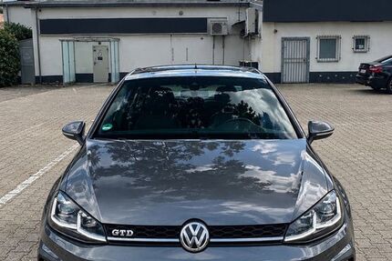 VW Golf 205.000 km 16.200 &euro; Gronau 48599