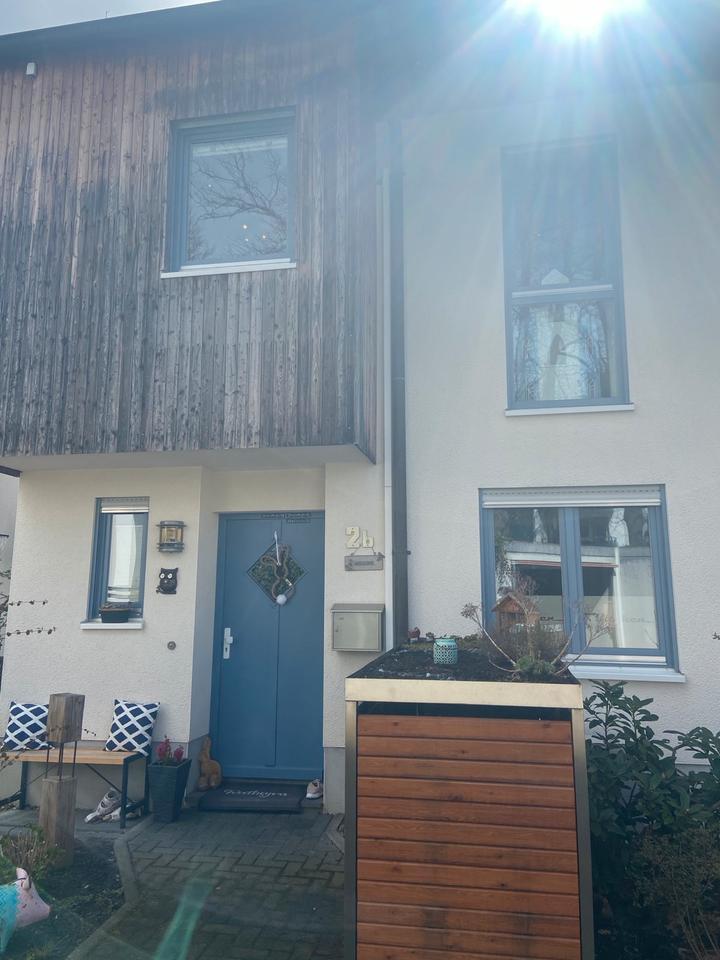 Seltene Gelegenheit. Haus zur Miete in Refrath zimmer