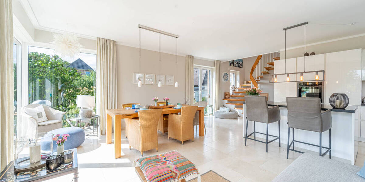 Mehrfamilienhaus, Wohnhaus Lübeck / Travemünde Travemünde - 4 Zimmer, 131 m&sup2;, 699.000&euro; | Angebot:26869014