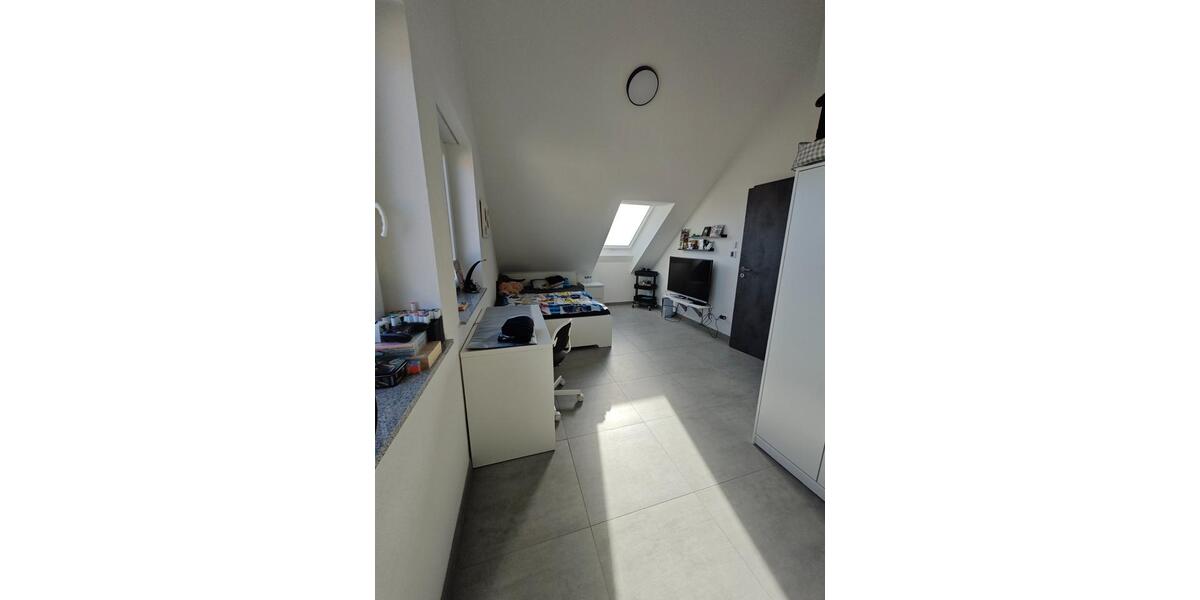 Maisonettenwohnung Oberderdingen - 5.5 Zimmer, 145 m&sup2;, 1.600&euro; | Angebot:24542827