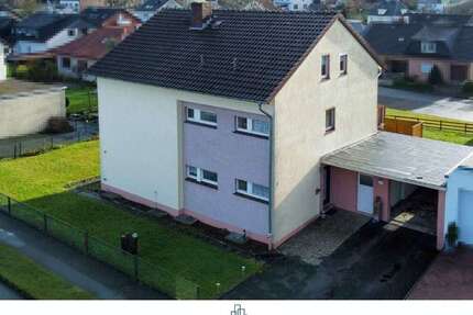 Haus zum Kaufen in Bad Driburg 199.000 € 158.74 m²
