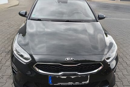 Kia ceed / Ceed 71.000 km 14.900 &euro; Stein 90547