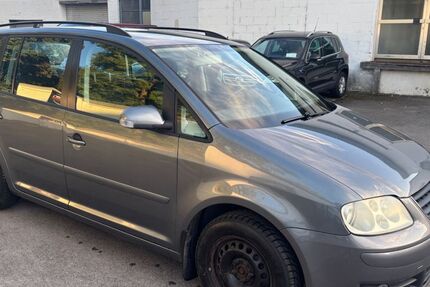 VW Touran 295.400 km 1.380 &euro; Detmold 32758