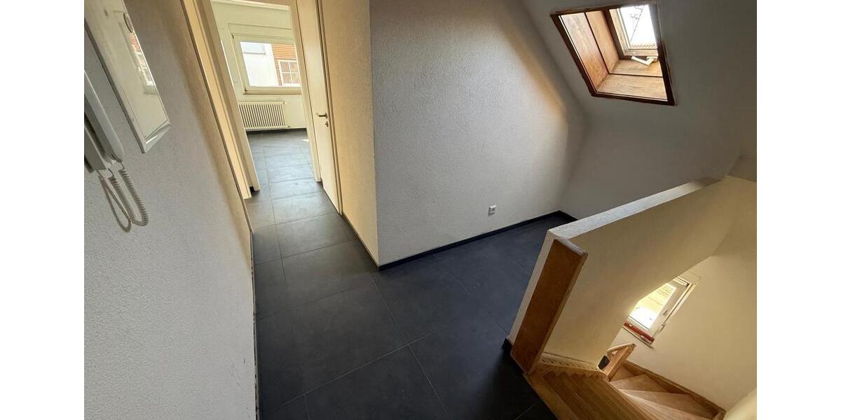 Dachgeschoßwohnung Aspach - 3 Zimmer, 75 m&sup2;, 1.250&euro; | Angebot:26305367