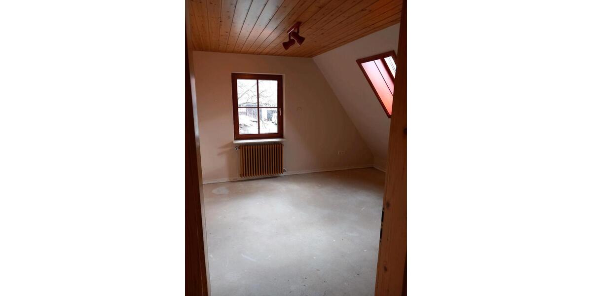Dachgeschoss Wohnung 83 m2 4,5 Zimmer 4.5 zimmer