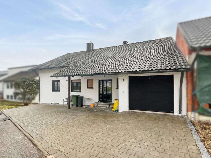 Haus zum Kaufen in Greding 495.000 € 214 m²