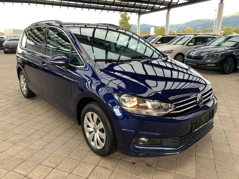 VW Touran 50.268 km 29.500 € Sasbach 77880