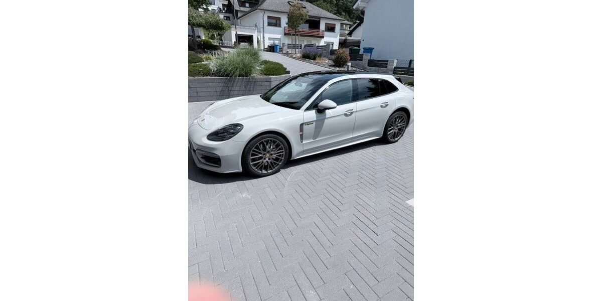 Porsche Panamera 36.000 km 84.500 &euro; Waldbrunn 65620