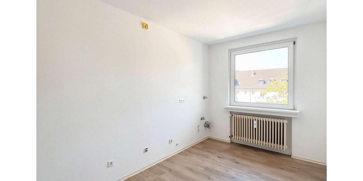 Etagenwohnung Oberhausen - 3 Zimmer, 94 m&sup2;, 800&euro; | Angebot:26490874
