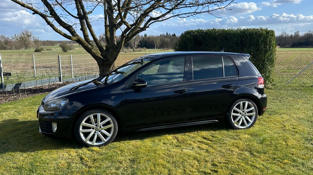 VW Golf 199.000 km 6.100 &euro; Rühen 38471
