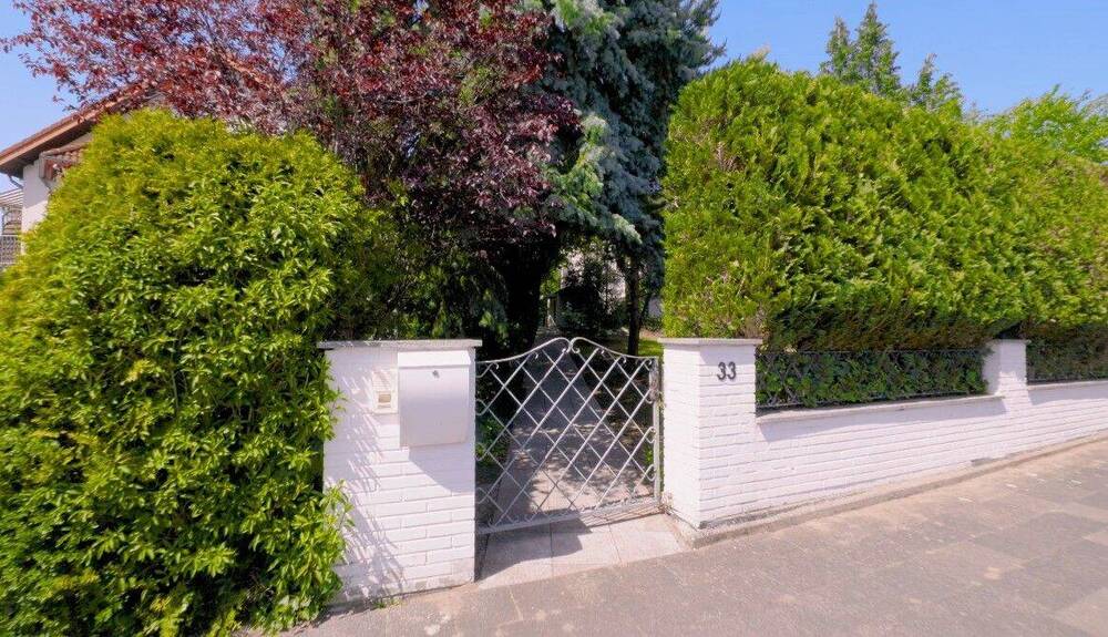Einfamilienhaus Schloß Holte-Stukenbrock Stukenbrock - 9 Zimmer, 201 m&sup2;, 469.000&euro; | Angebot:26844090